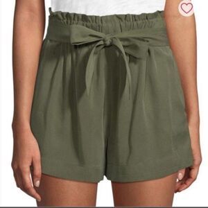 BCBG BCBGeneration paper bag high waist army shorts Sz Large NWOT MSRP $89